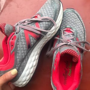 Worn once. NBfresh foams. Comfy! Too big for me.